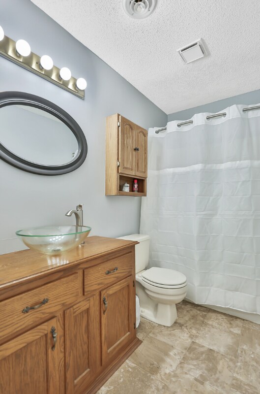 Building Photo - 1271 Greenbriar Ct