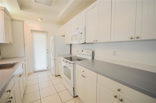 Foto del edificio - 1641 NE 3rd Ct