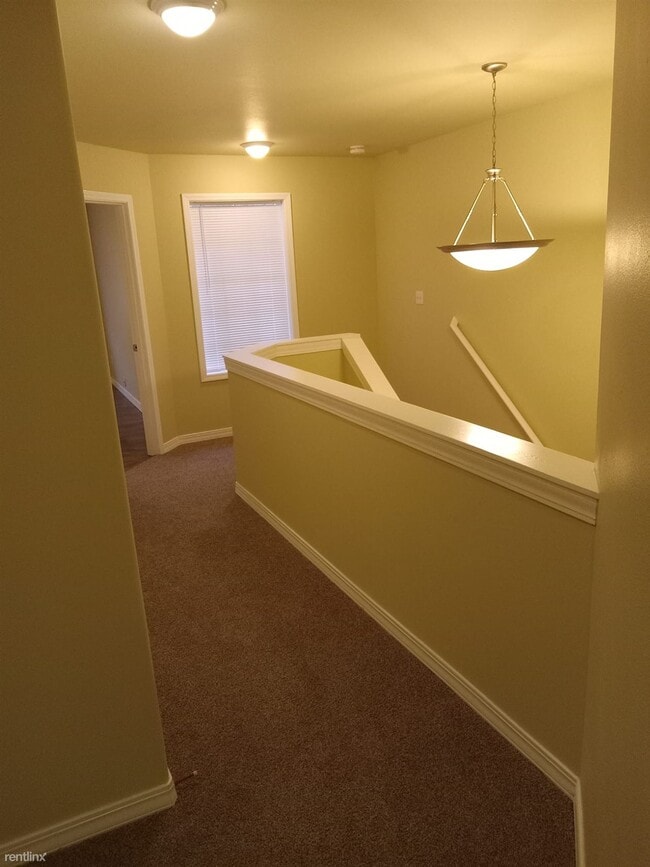 Building Photo - 3 br, 2.5 bath Duplex - 10210 Park Avenue ...