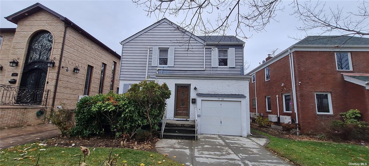 Primary Photo - 75-26 194th St
