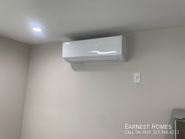 Foto del edificio - 2811 W 46th St