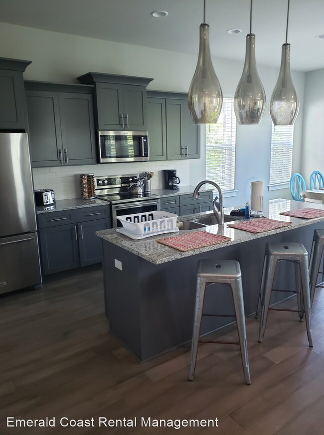 Building Photo - 4 br, 4 bath House - 33 Mobile Street