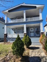 Building Photo - 2550 Kendall Rd