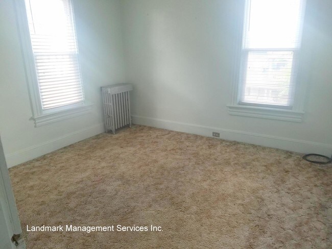 Foto del edificio - 227 Oak St