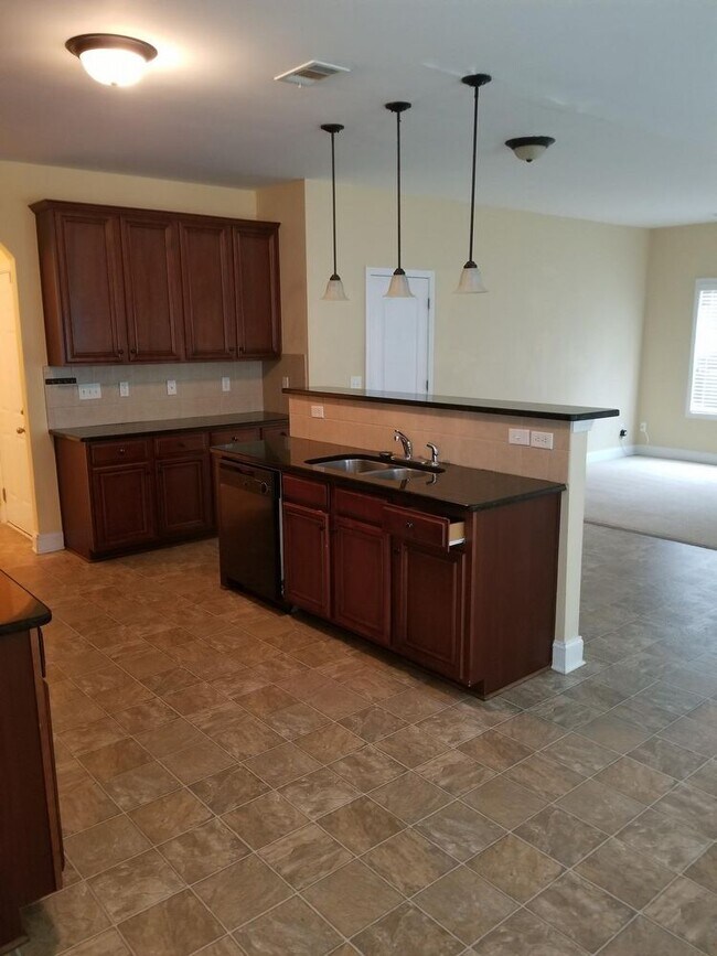Building Photo - 3835 Kings Bridge Dr