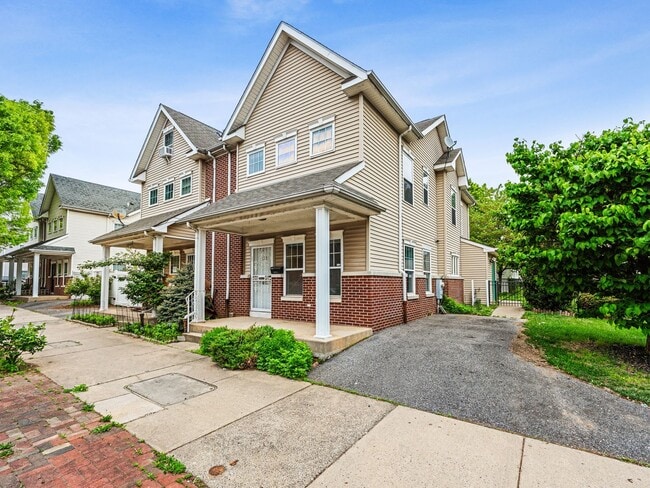 ??? MODERN 3BD & 1.5BATH HOUSE WALKING DISTANCE TO TEMPLE UNIVERSITY!!! ??? - ??? MODERN 3BD & 1.5BATH HOUSE WALKING DISTANCE TO TEMPLE UNIVERSITY!!! ???