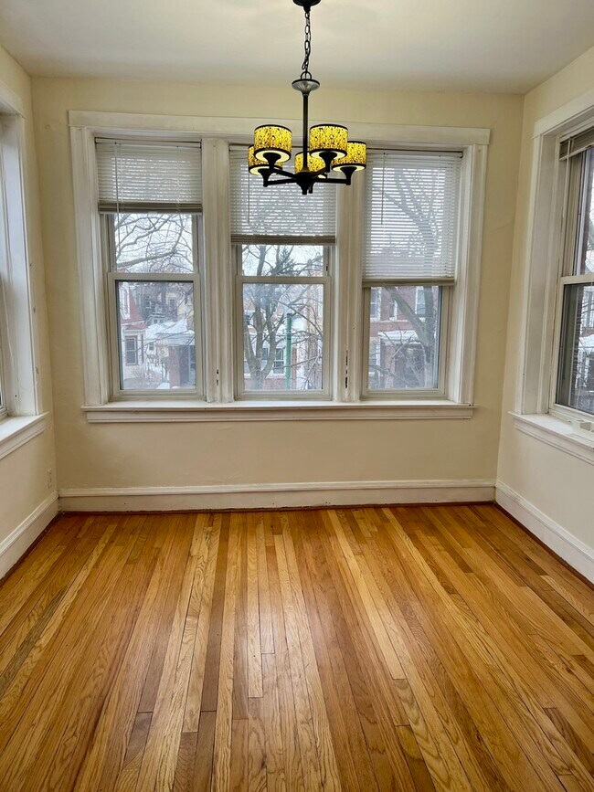 Foto del edificio - 4148 N Monticello Ave