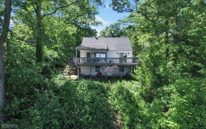 77 N Lakeside Ave, Jefferson, NJ 07849 House Rental in Jefferson, NJ