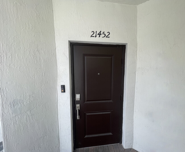 Building Photo - 21452 NE 3rd Path
