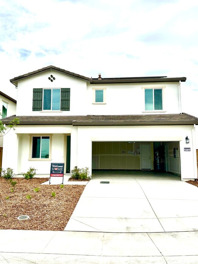 Building Photo - 8112 Moongate Wy