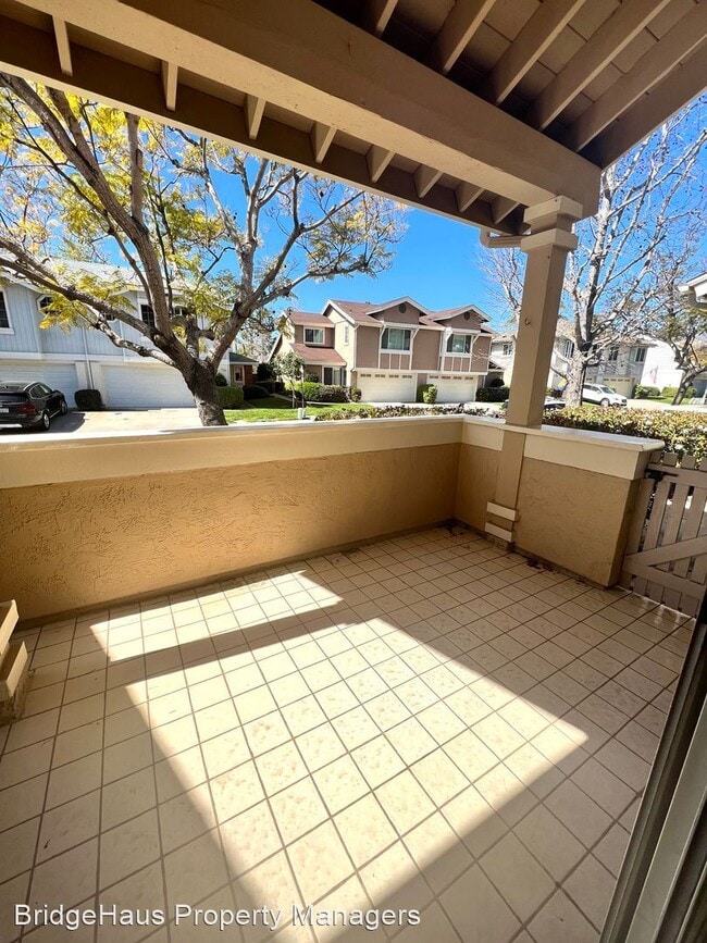Building Photo - 3 br, 2.5 bath House - 3193 East Fox Run Way