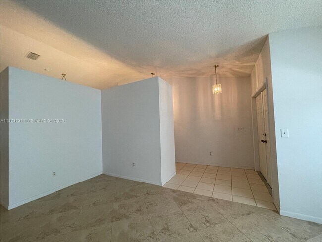 Foto del edificio - 2171 NW 76th Ave