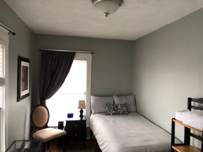 Foto del edificio - 419 N Gilbert St