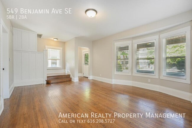 Building Photo - 549 Benjamin Ave SE