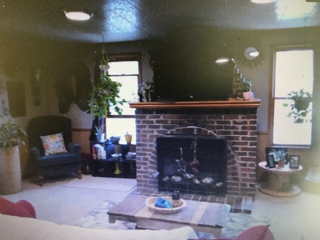 Primary Photo - W8564 Benton St