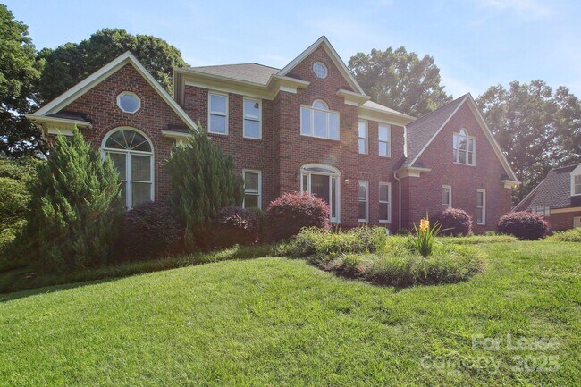 Foto del edificio - 8011 Greencastle Dr