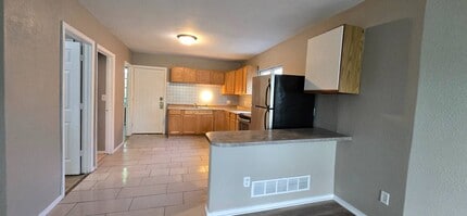 Building Photo - 2164 N 37th St