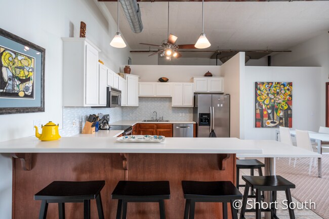 Foto del edificio - 801 Broadway Ave NW