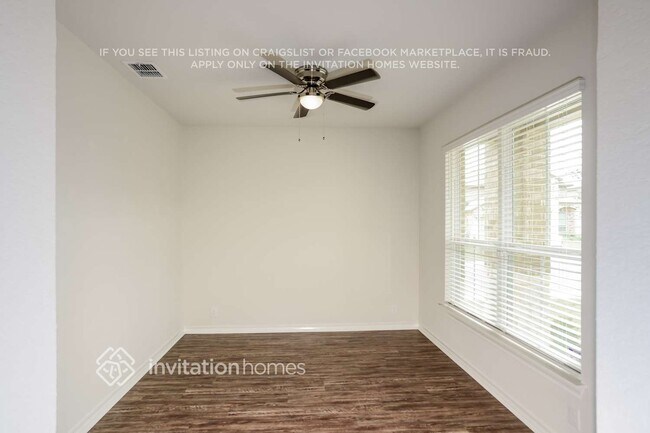 Building Photo - 13603 McBride Bend