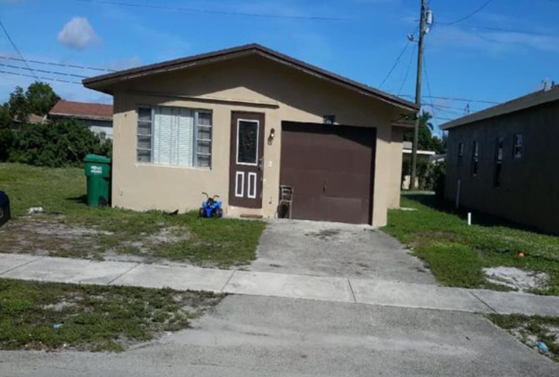 Photo - 2521 NW 15th Ct (Fort Lauderdale, FL)