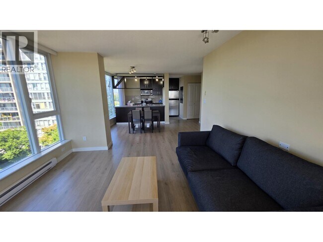 Photo du bâtiment - 5068 Kwantlen St