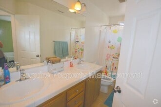 Building Photo - 1371 Dominica Dr