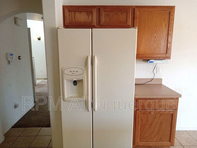 Foto del edificio - 3427 Yellow Pine Ln SW