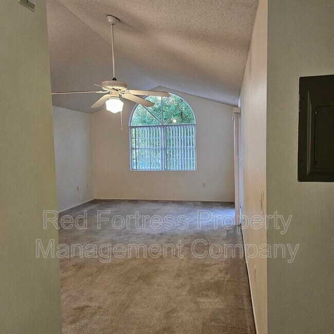 Foto del edificio - 3419 Winkler Ave