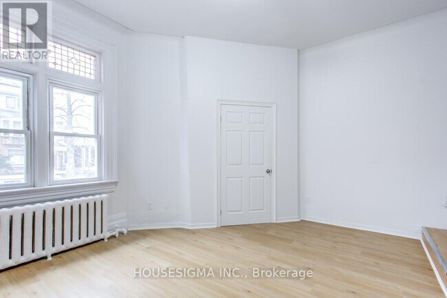 Photo du bâtiment - 661-661 Huron St