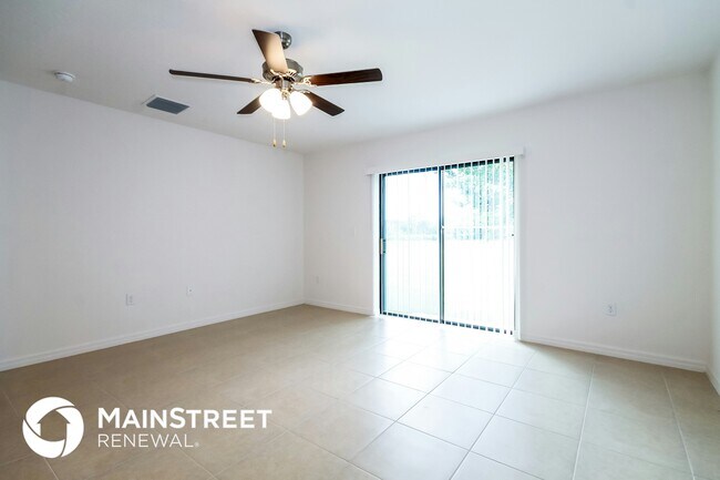 Foto del edificio - 8615 Silverbell Loop