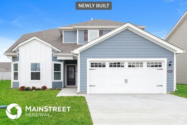 Building Photo - 3211 Quintana Dr