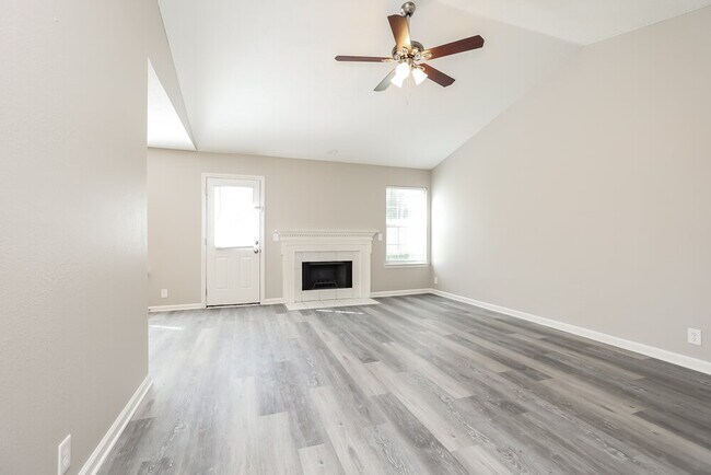 Foto del edificio - 849 Lavergne Ln