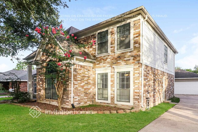 Building Photo - 22947 Benbury Dr