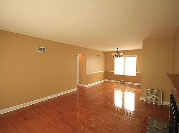 Comedor - 587 Princeton St