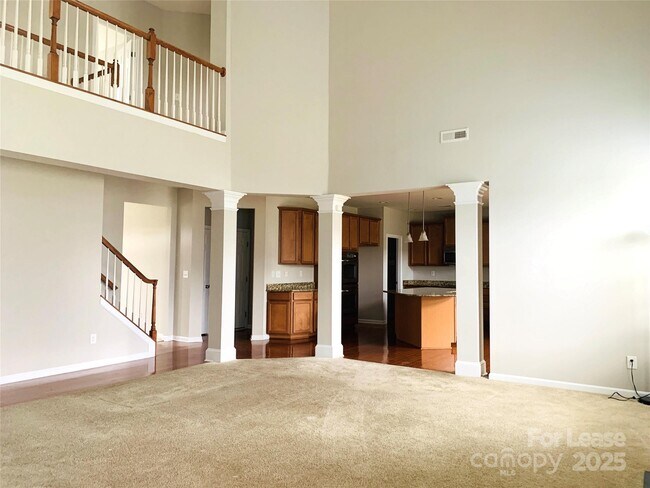 Foto del edificio - 1472 Chandler Ave NW