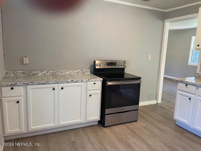 Foto del edificio - 827 Hillsborough Ave