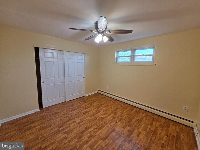 Foto del edificio - 553 Fanshawe St