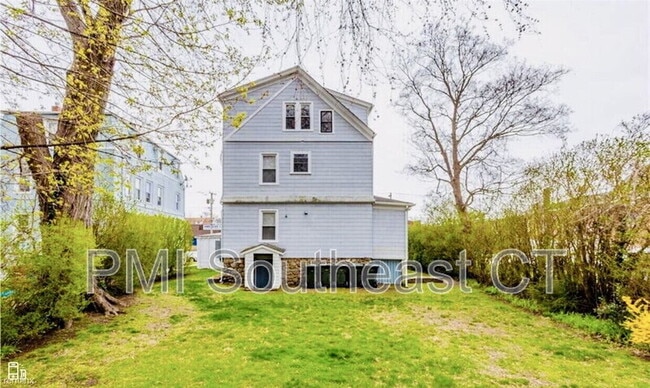 Foto del edificio - 79 Garfield Ave