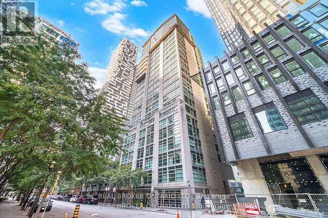 Building Photo - 50 Lombard St