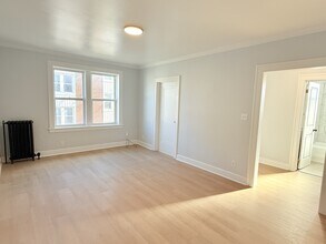Building Photo - 277 Curry Ave