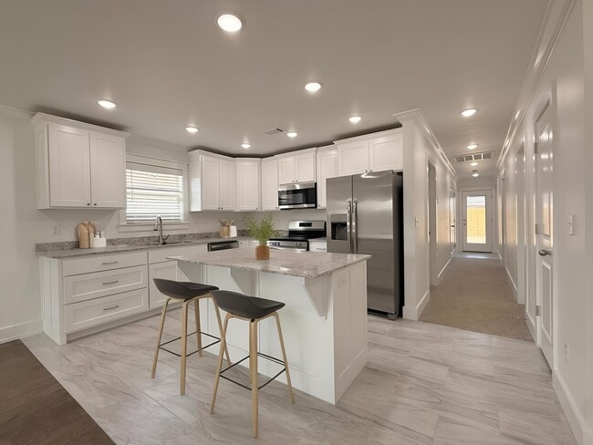 Foto del edificio - 1807 E Brookview Dr