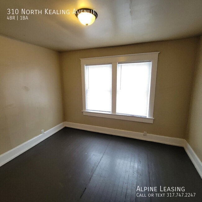 Building Photo - 310 N Kealing Ave