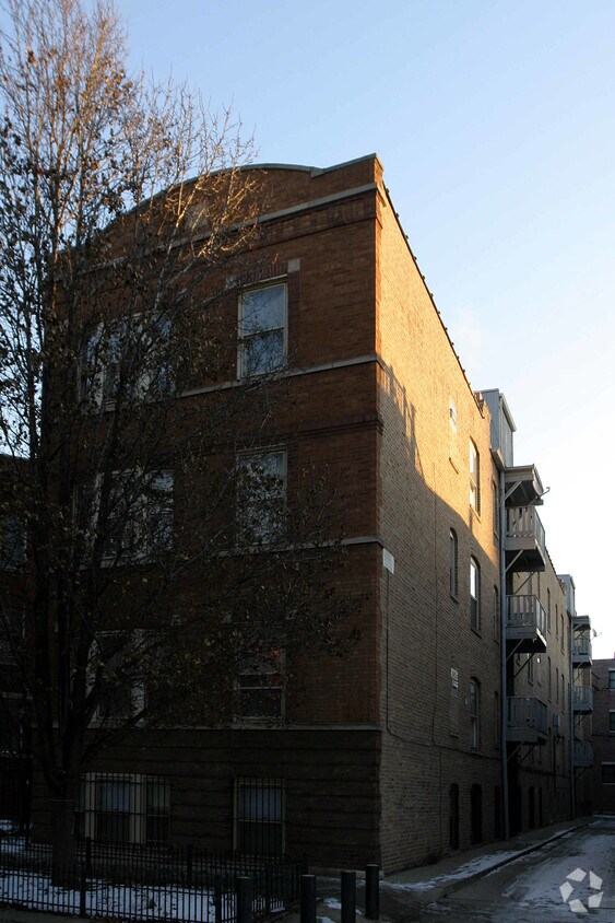 Primary Photo - 1505-1507 N Hoyne Ave