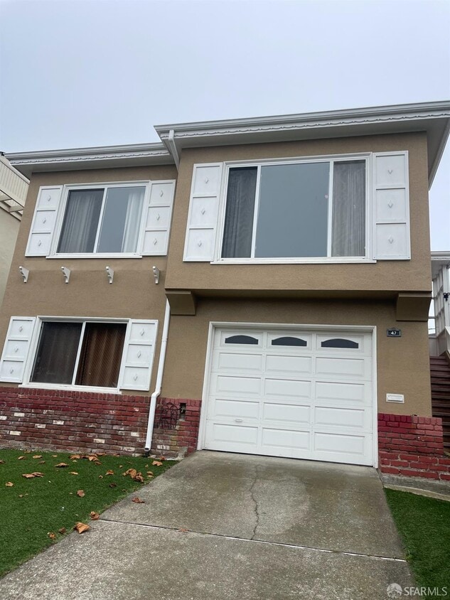 Primary Photo - 47 Oaklawn Dr