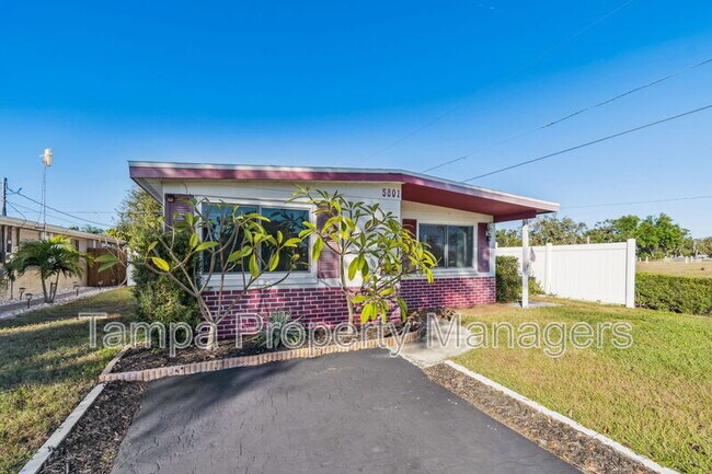 Foto del edificio - 5801 Emerson Ave S