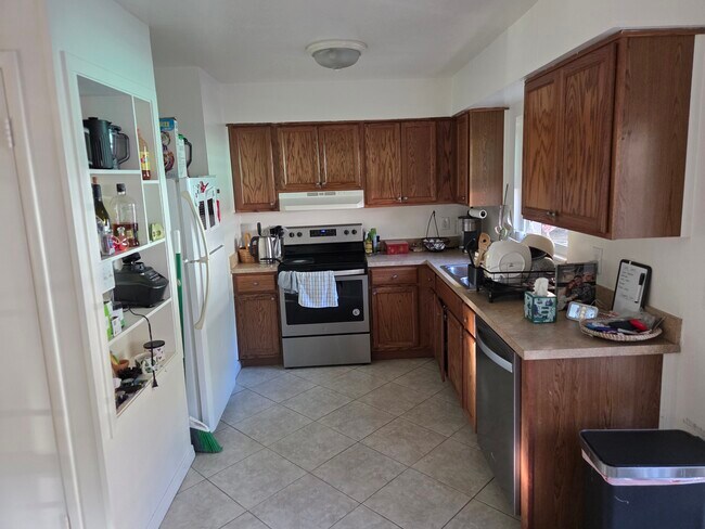 Cocina - 2541 Waldemere St