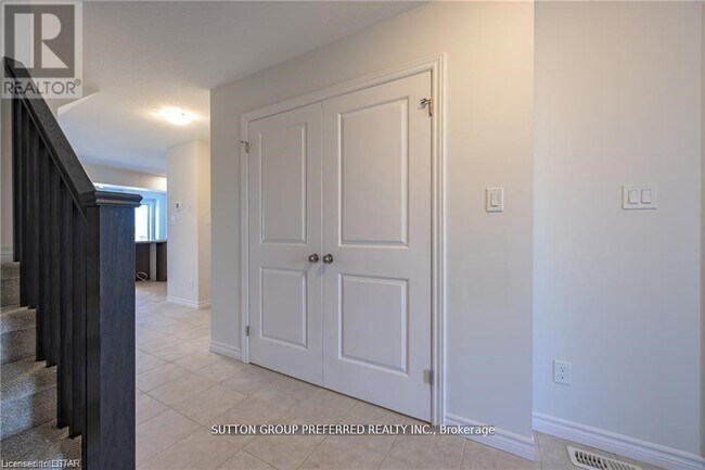 Building Photo - 3958 Mia Ave.