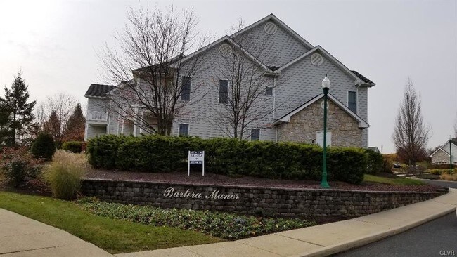 Building Photo - 3741 Allen St