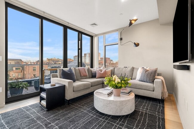 Foto del edificio - 7 E Springfield St