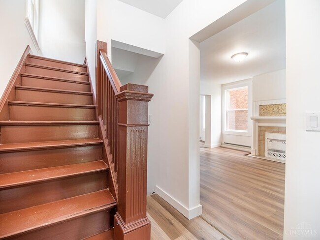 Foto del edificio - 2408 Highland Ave
